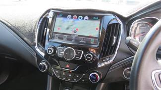 2018 Holden Astra - Thumbnail