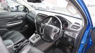 2019 Mitsubishi Triton - Thumbnail