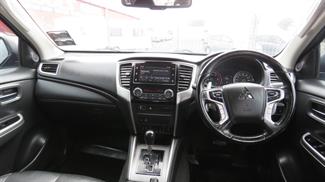 2019 Mitsubishi Triton - Thumbnail