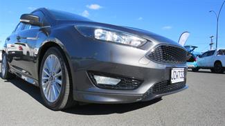 2016 Ford Focus - Thumbnail