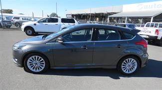 2016 Ford Focus - Thumbnail