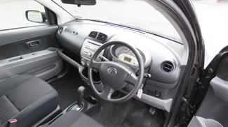 2010 Daihatsu Sirion - Thumbnail