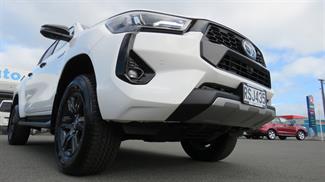 2026 Toyota Hilux - Thumbnail