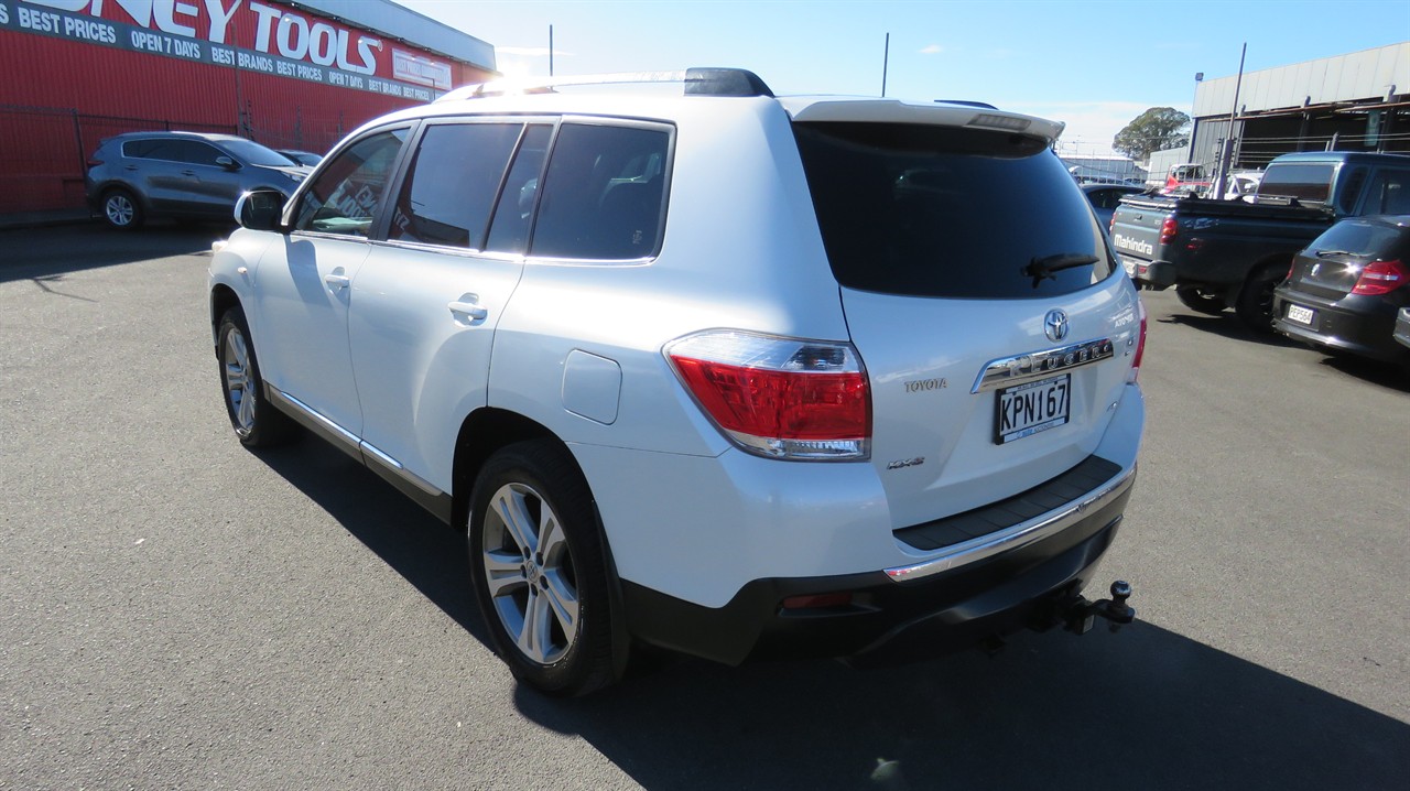 2011 Toyota Kluger