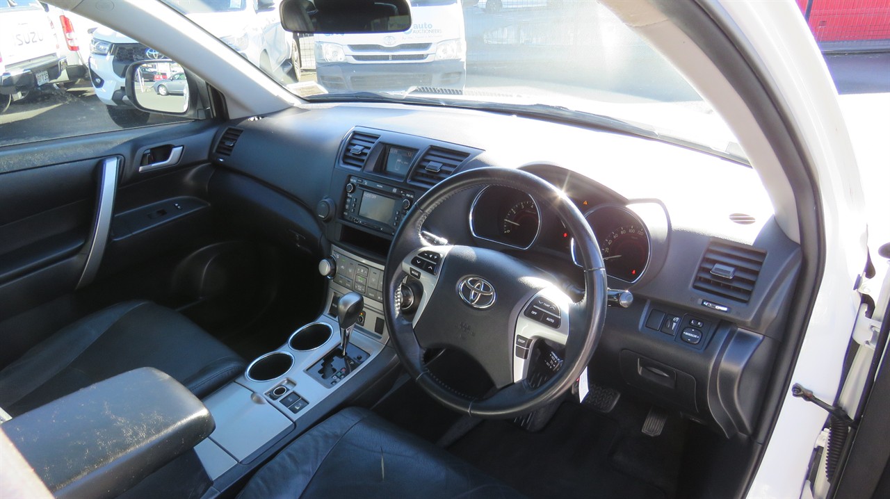 2011 Toyota Kluger