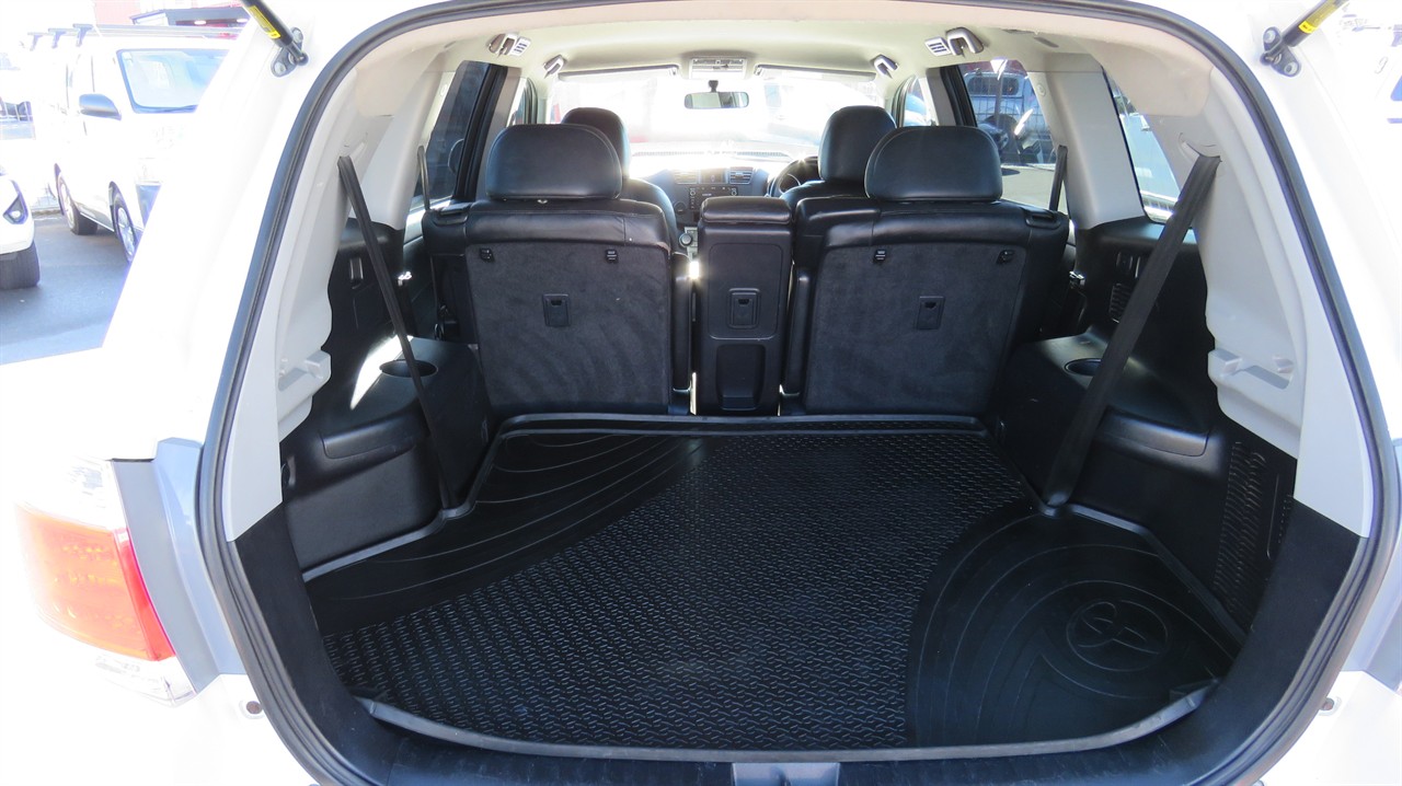 2011 Toyota Kluger