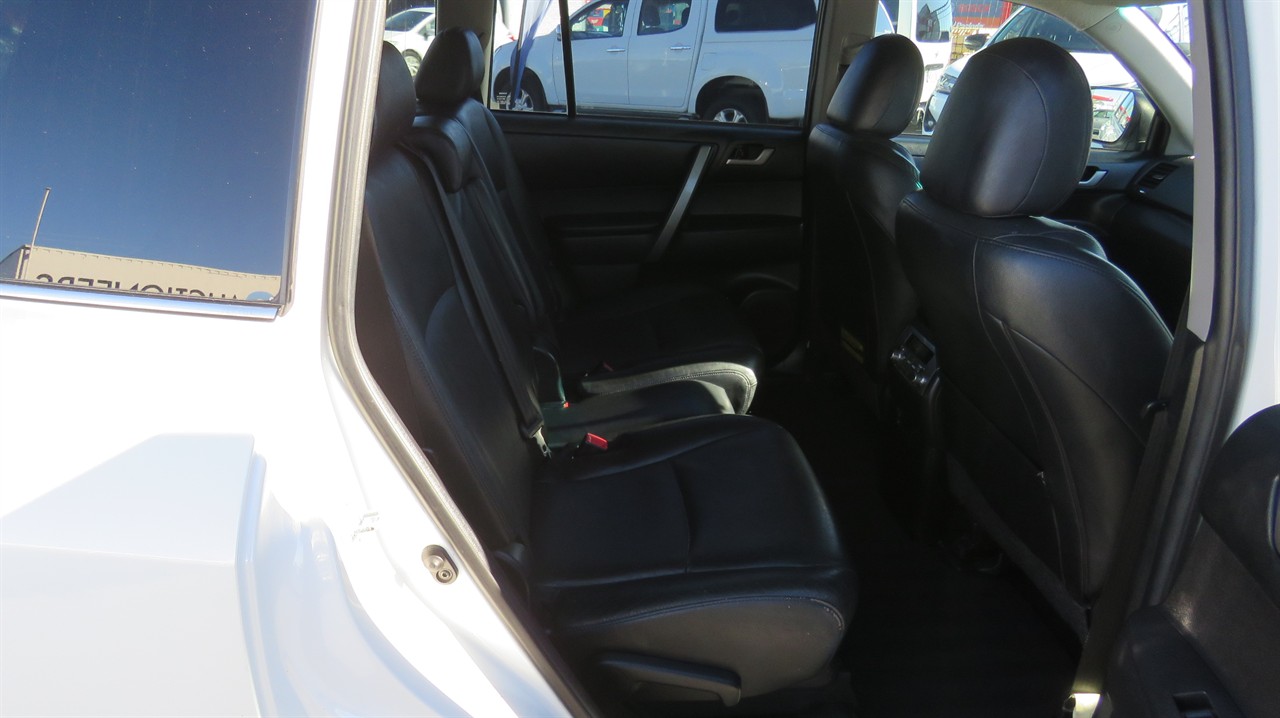 2011 Toyota Kluger