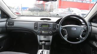 2009 Kia Magentis - Thumbnail