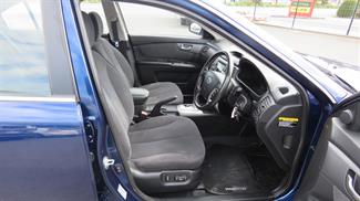 2009 Kia Magentis - Thumbnail