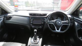 2018 Nissan X-Trail - Thumbnail