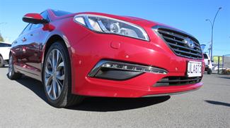 2015 Hyundai Sonata - Thumbnail