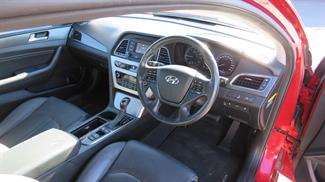 2015 Hyundai Sonata - Thumbnail
