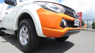 2018 Mitsubishi Triton - Thumbnail