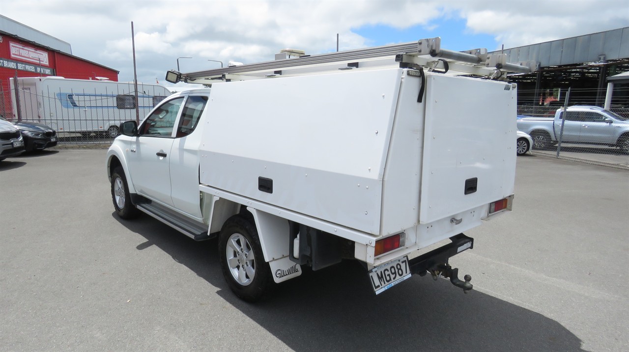 2018 Mitsubishi Triton