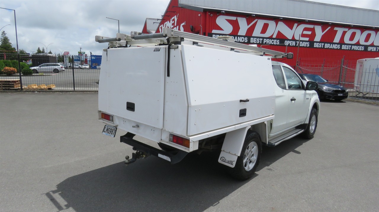 2018 Mitsubishi Triton