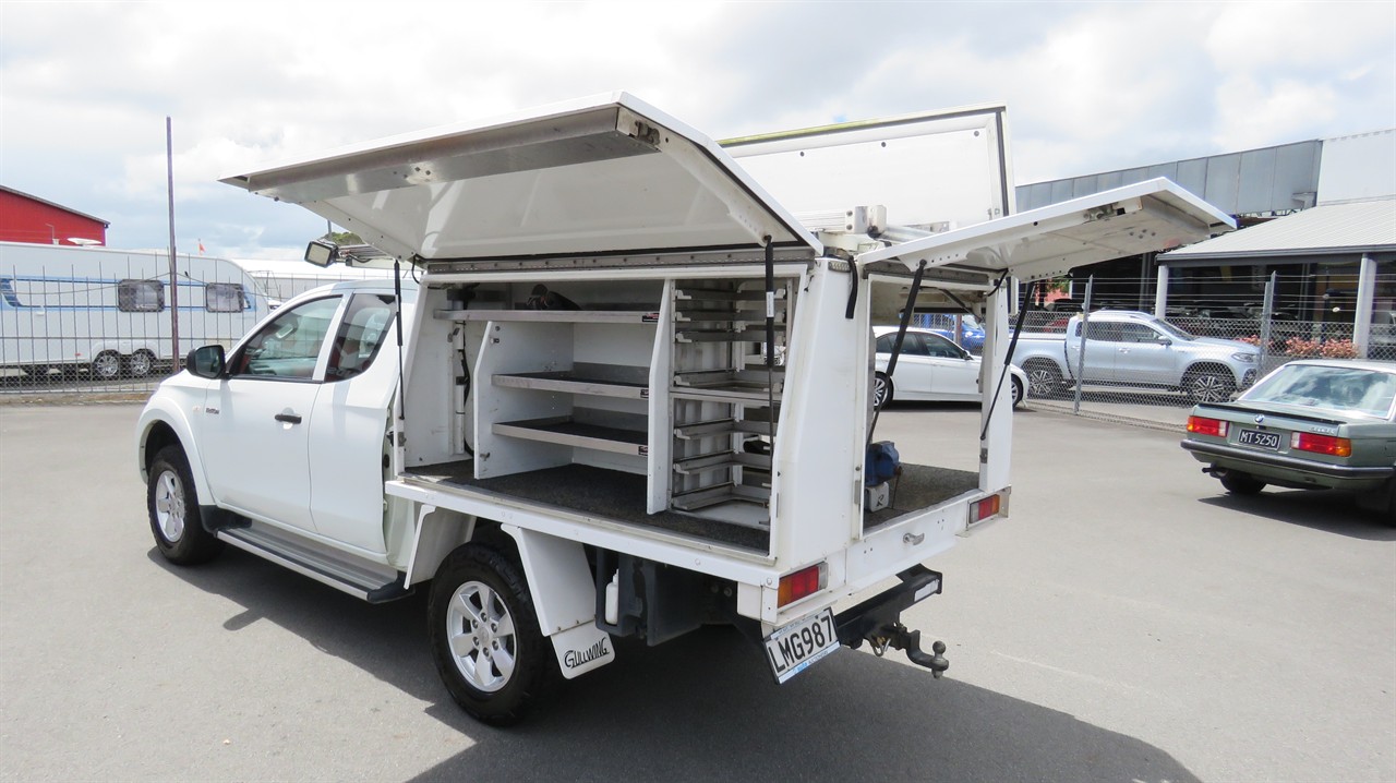 2018 Mitsubishi Triton