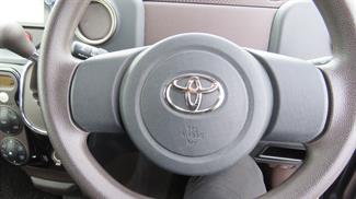 2012 Toyota Spade - Thumbnail