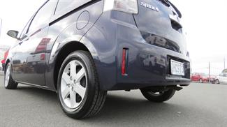 2012 Toyota Spade - Thumbnail
