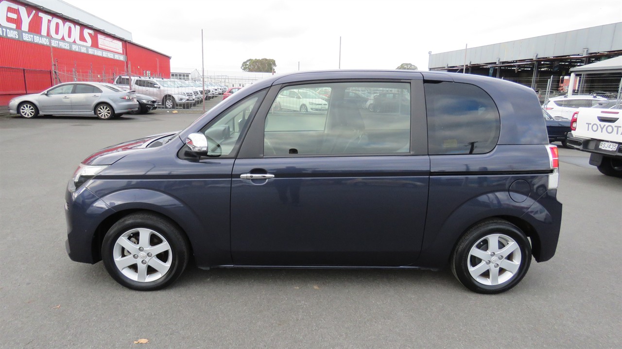 2012 Toyota Spade