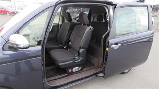2012 Toyota Spade - Thumbnail