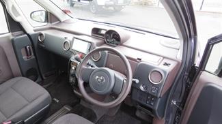 2012 Toyota Spade - Thumbnail