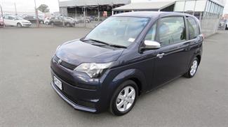 2012 Toyota Spade - Thumbnail