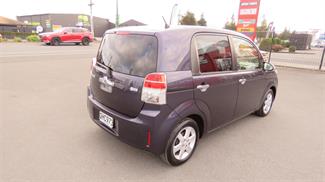 2012 Toyota Spade - Thumbnail