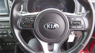 2017 Kia Sportage - Thumbnail