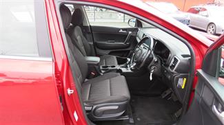 2017 Kia Sportage - Thumbnail