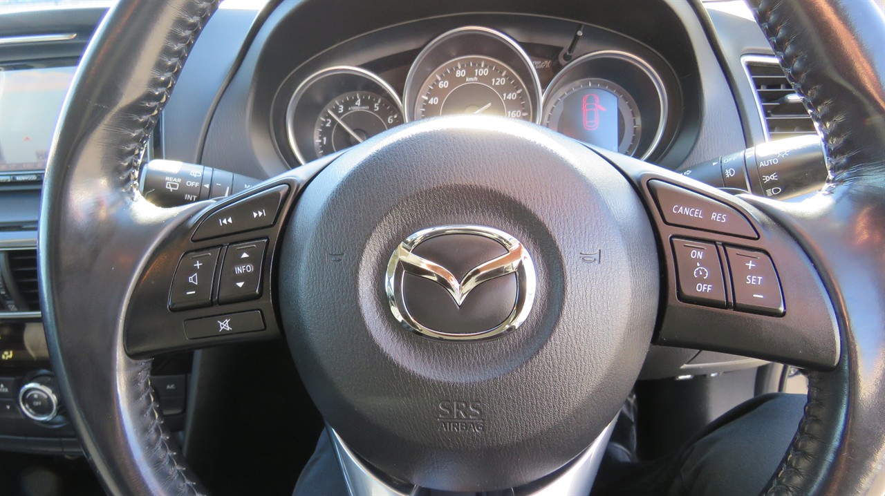 2014 Mazda Atenza