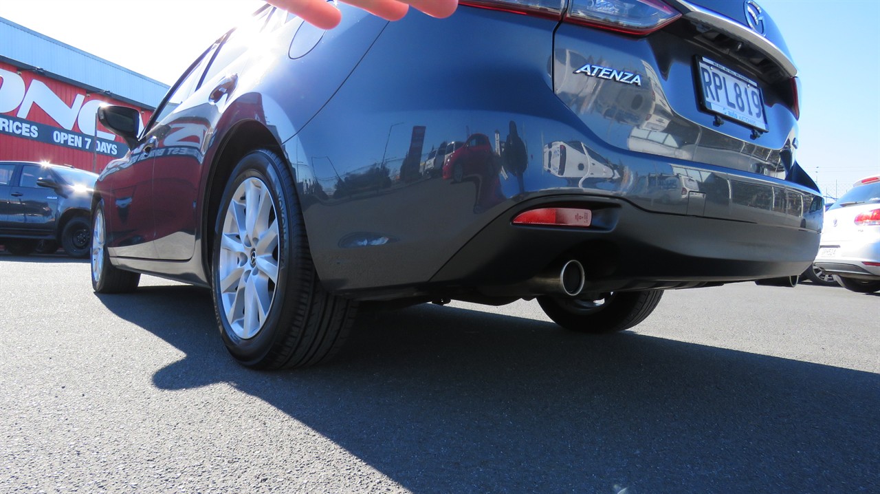 2014 Mazda Atenza