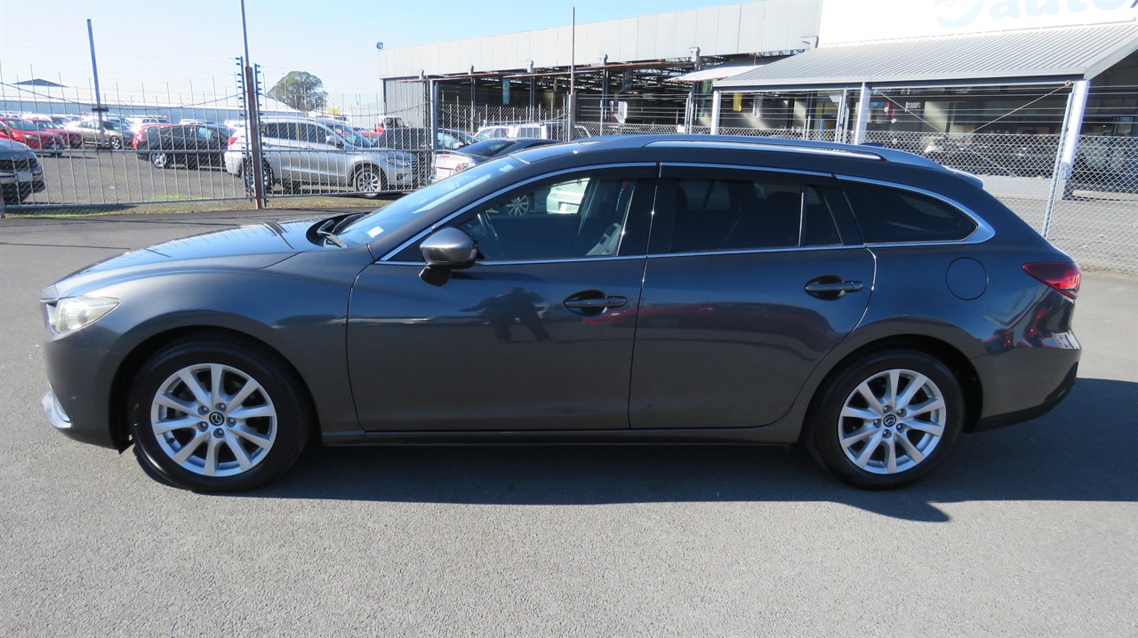 2014 Mazda Atenza