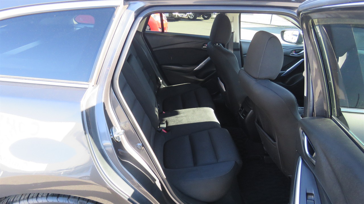 2014 Mazda Atenza