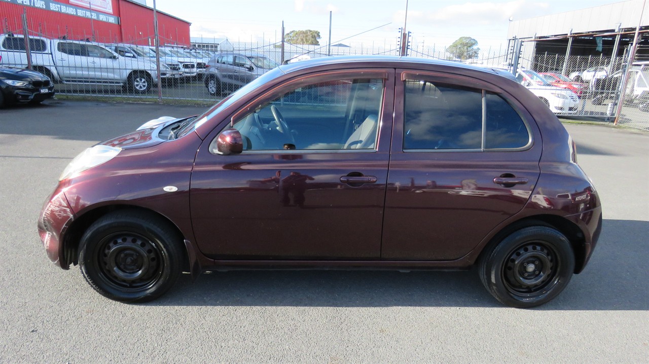 2009 Nissan March