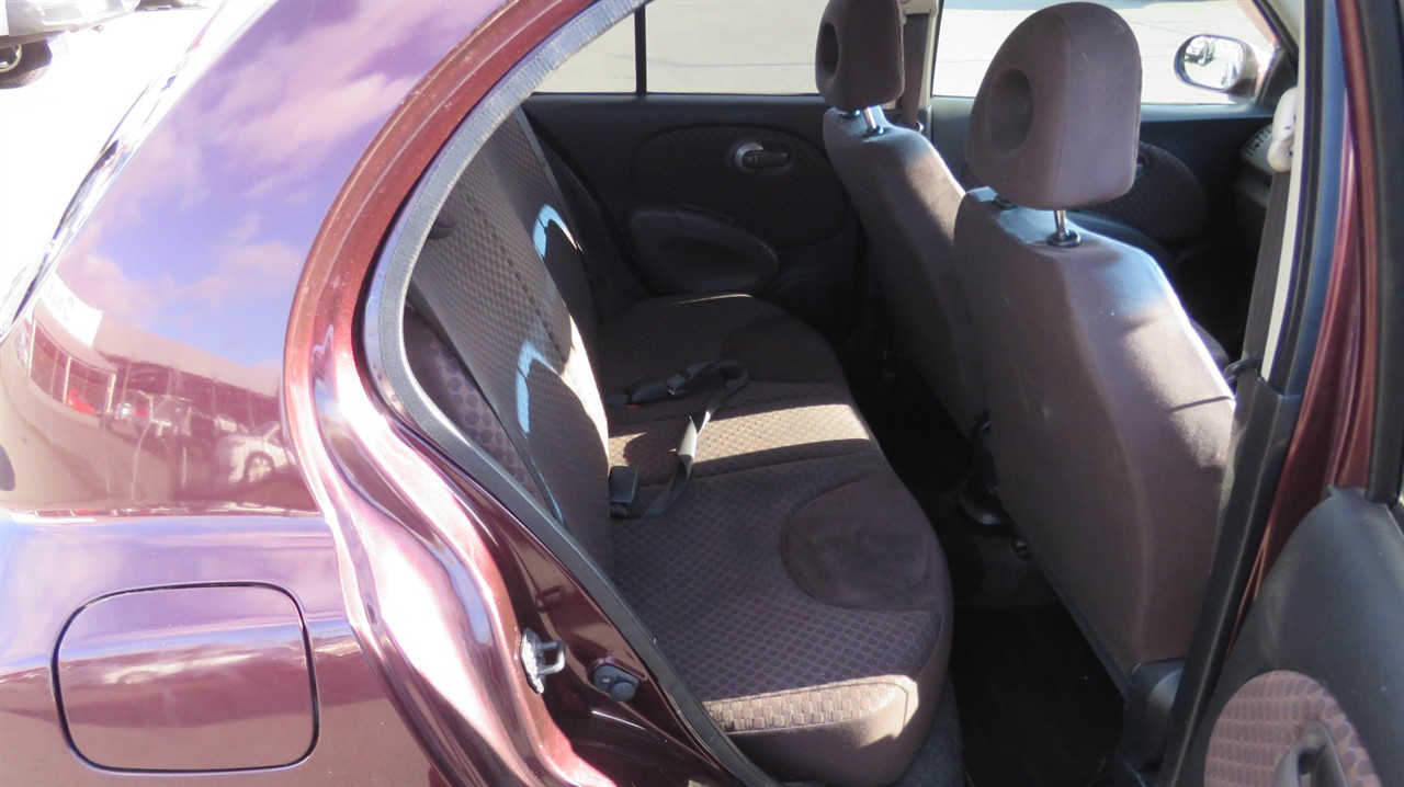 2009 Nissan March