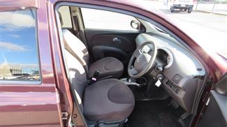 2009 Nissan March - Thumbnail